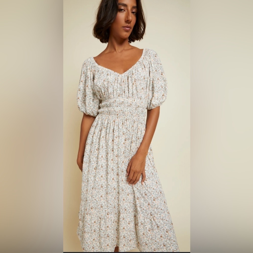 Nation Ltd. Faye Delicate Smocked Midi Dress in‎ Meadow Floral Size Medium
